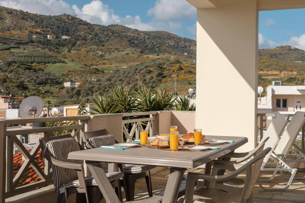 Villa Melenia For Family Holidays By The Beach 阿齐亚·佩拉加 外观 照片