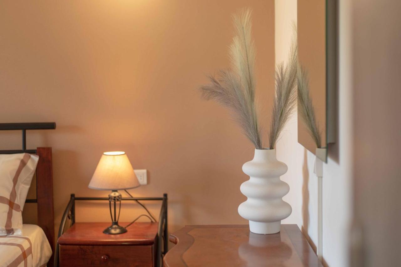 Villa Melenia For Family Holidays By The Beach 阿齐亚·佩拉加 外观 照片